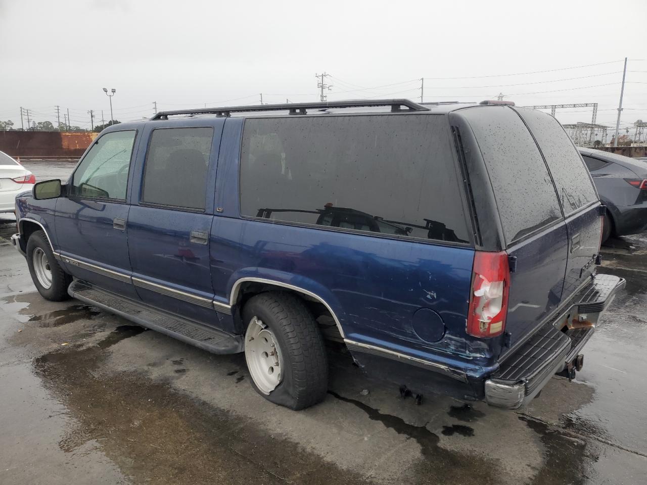 Chevrolet Suburban C1500