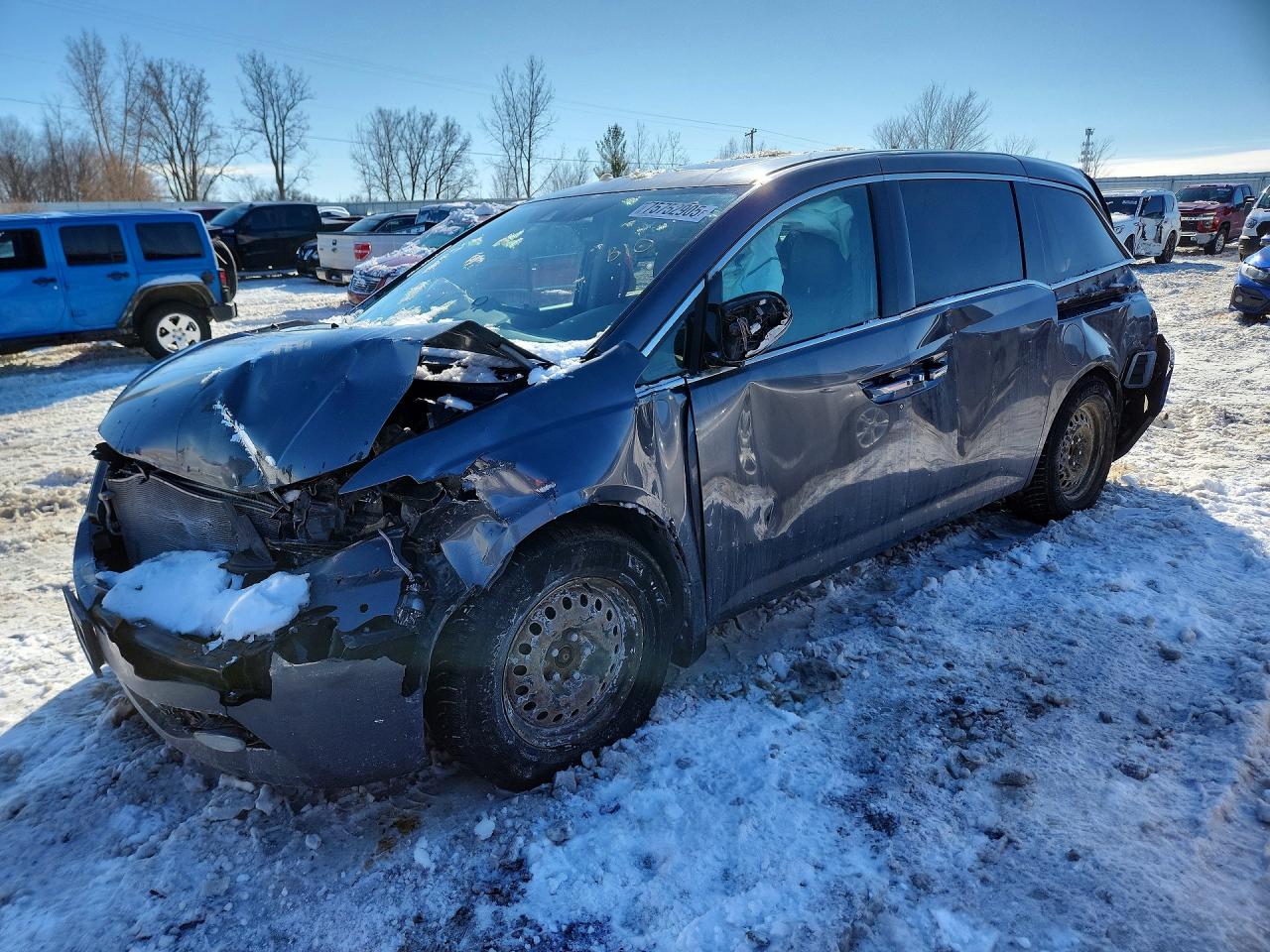 Salvage Honda Odyssey Image