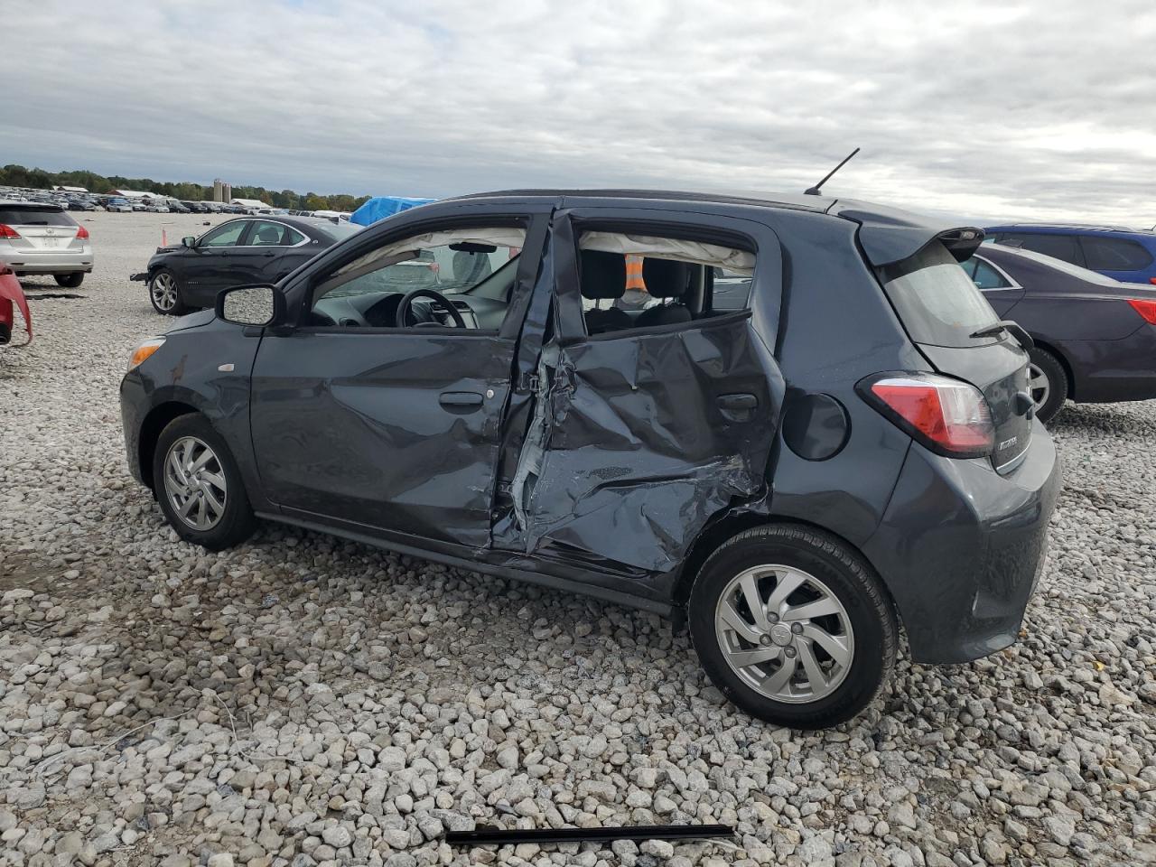 Mitsubishi Mirage Es