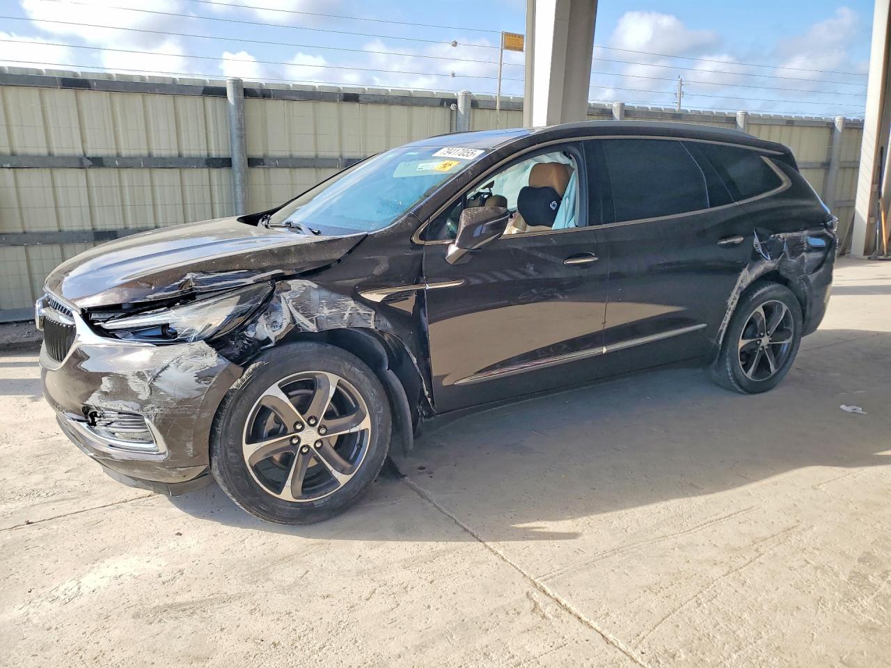Salvage Buick Enclave Image