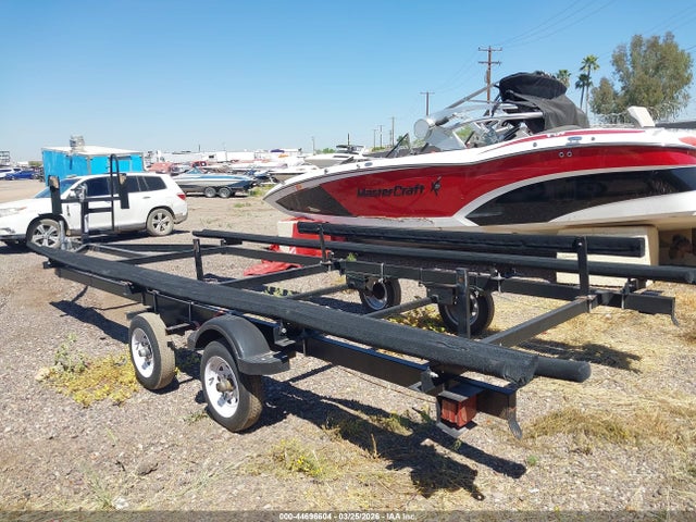 Lakeland Trailer