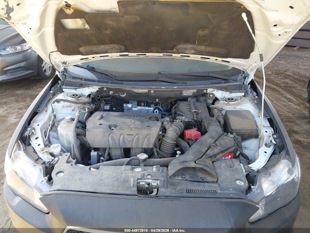 Mitsubishi Lancer Es