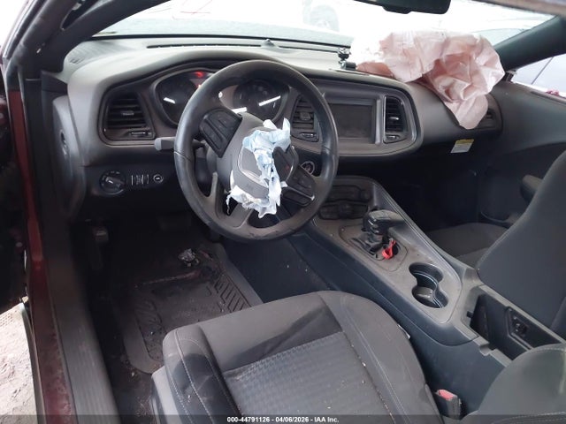 Dodge Challenger Sxt
