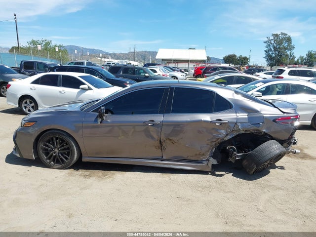 Toyota Camry Xse V6