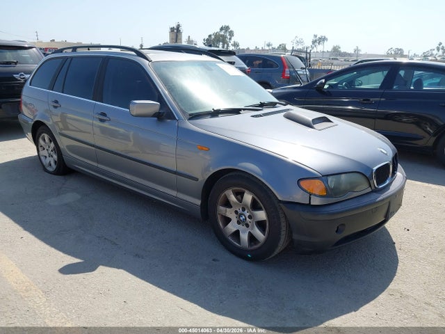 Salvage BMW 3 Series Image