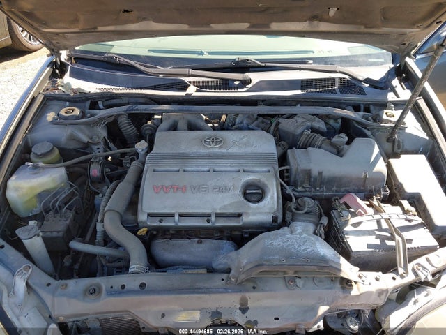 Toyota Camry Xle V6