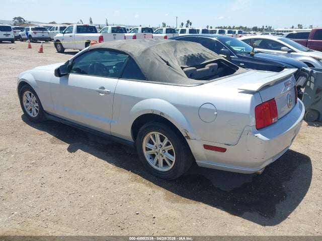 Ford Mustang V6