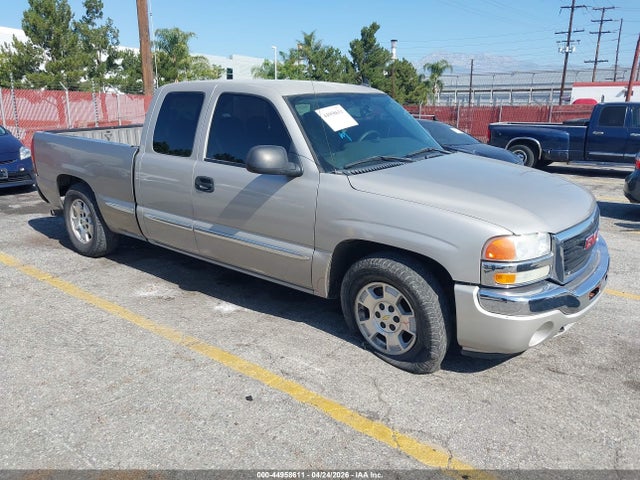 Salvage GMC Sierra 1500 Image