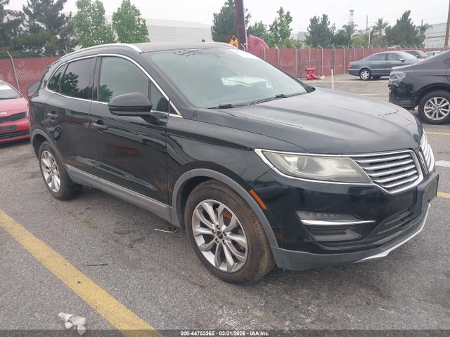 Salvage Lincoln MKC Image