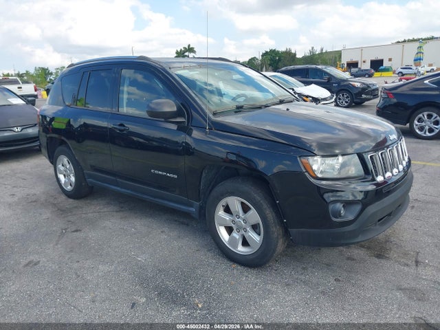 Salvage Jeep Compass Image