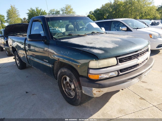 Salvage Chevrolet Silverado 1500 Image