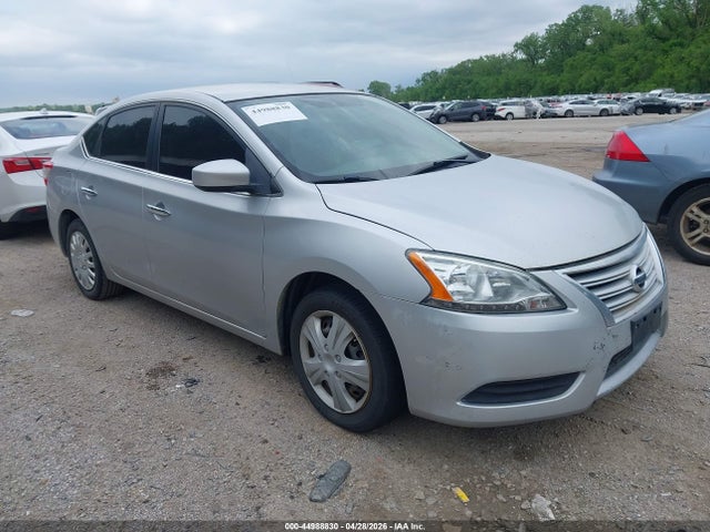 Salvage Nissan Sentra Image