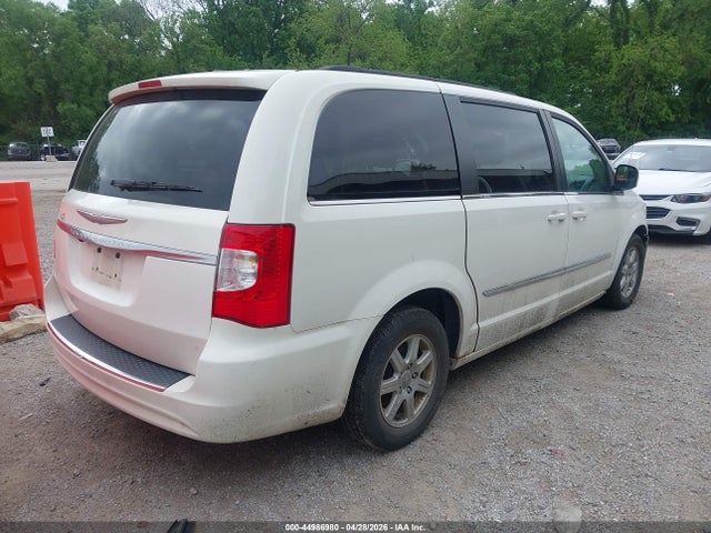 Chrysler Town & Country Touring