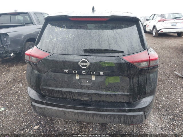 Nissan Rogue S Fwd