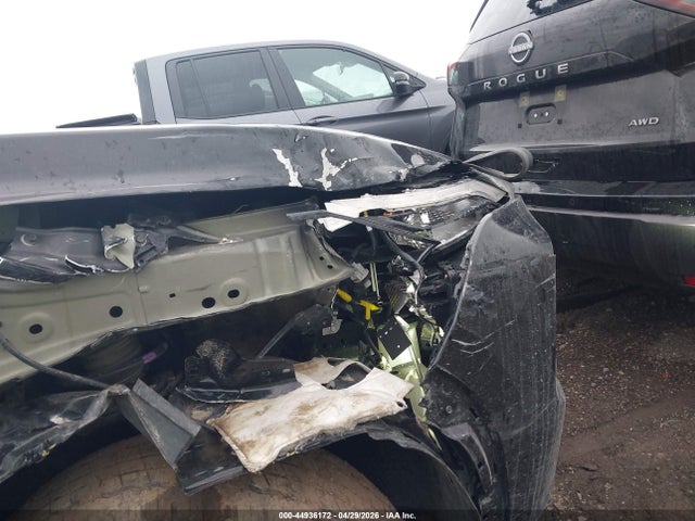 Nissan Rogue S Fwd