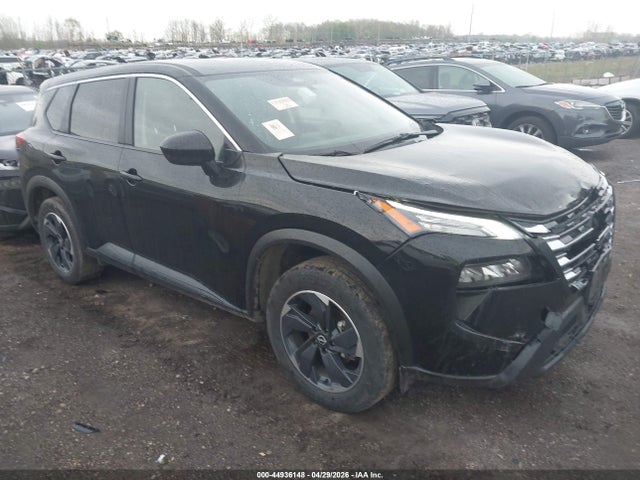 Salvage Nissan Rogue Image