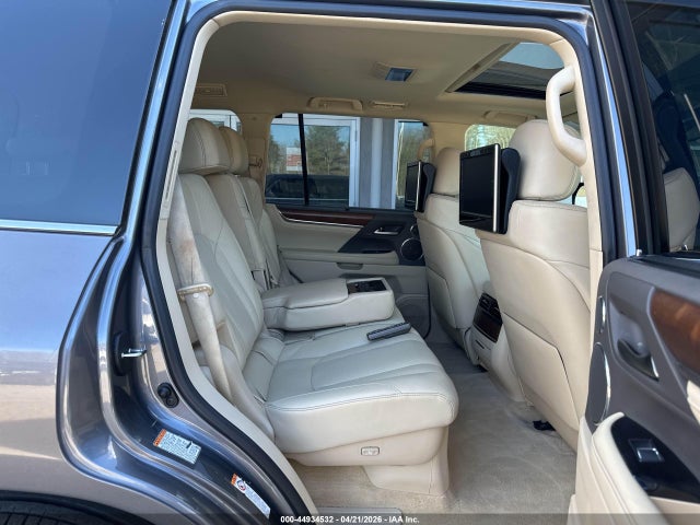Lexus LX 570