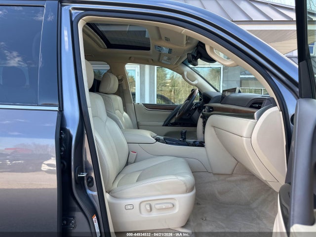 Lexus LX 570