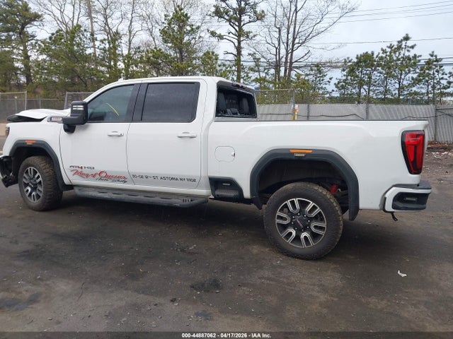 General Motors Sierra 2500HD 4wd  Standard Bed At4