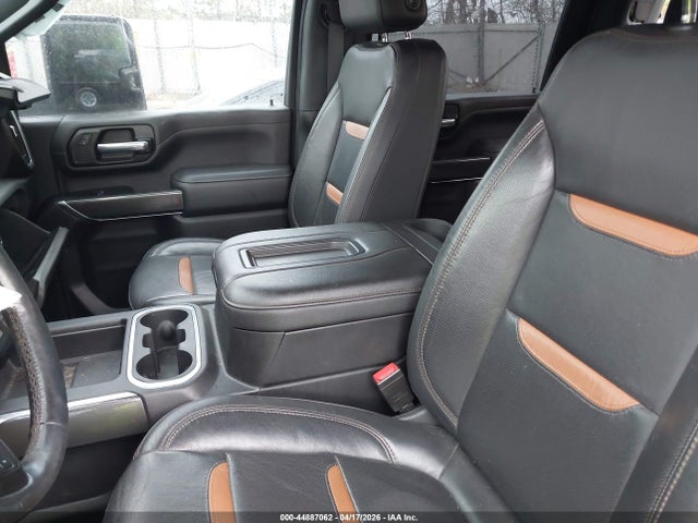 General Motors Sierra 2500HD 4wd  Standard Bed At4