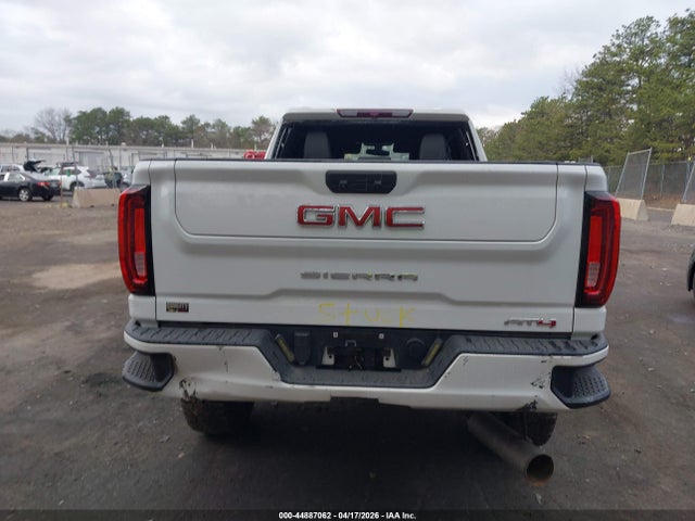 General Motors Sierra 2500HD 4wd  Standard Bed At4