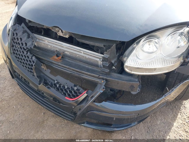 Volkswagen Jetta S