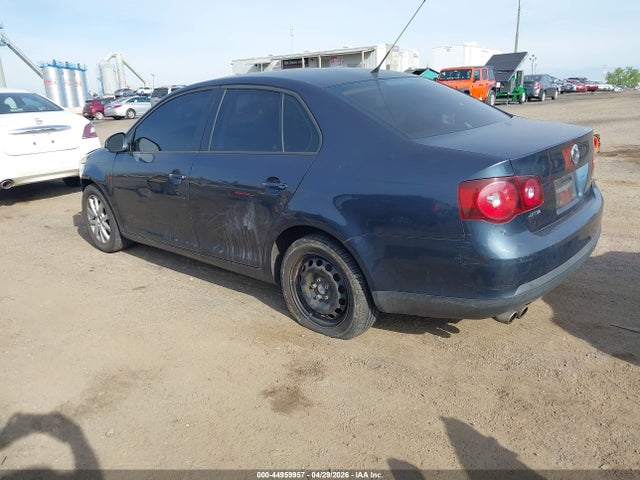Volkswagen Jetta S