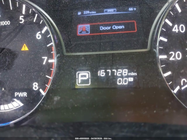 Nissan Pathfinder Sl