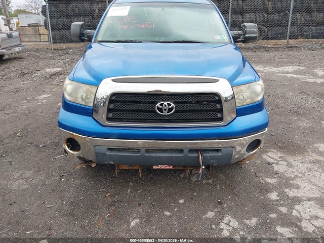 Toyota Tundra Base 5.7l V8