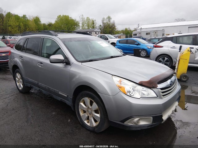Salvage Subaru Outback Image