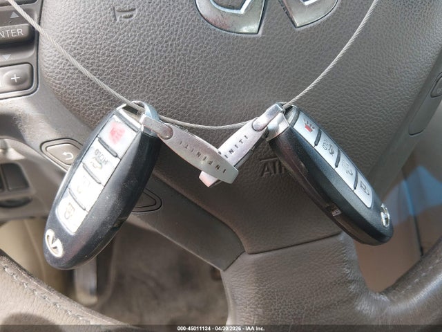 INFINITI G37 Journey