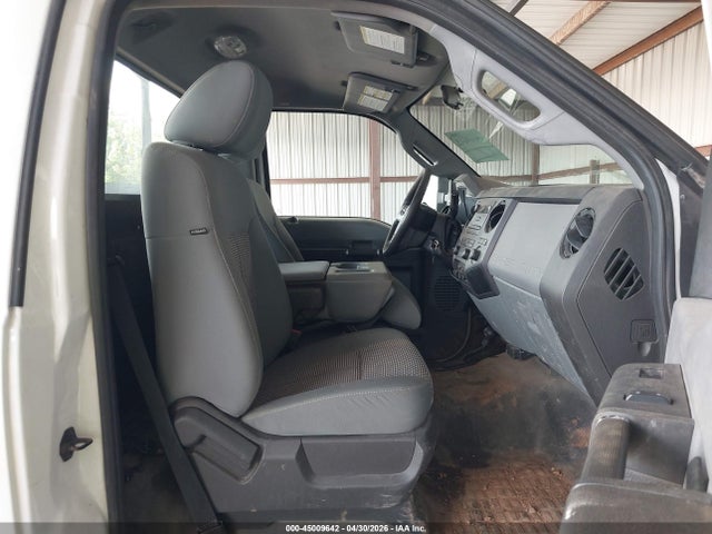Ford F-350 Xl