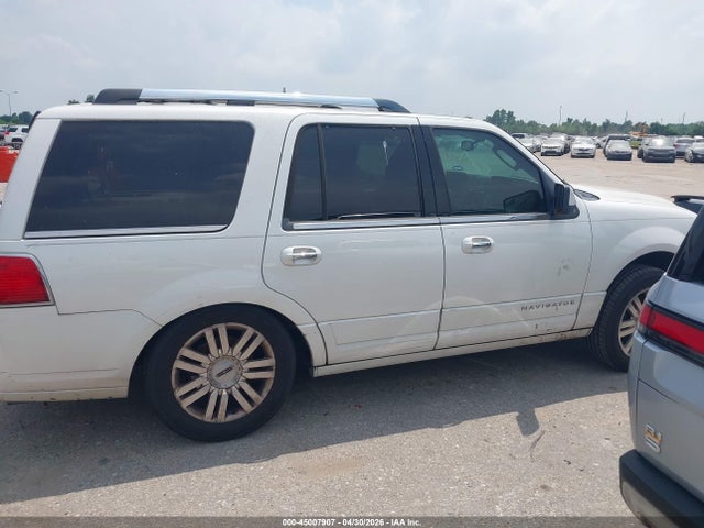 Lincoln Navigator