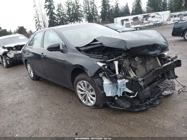Salvage Toyota Camry Image