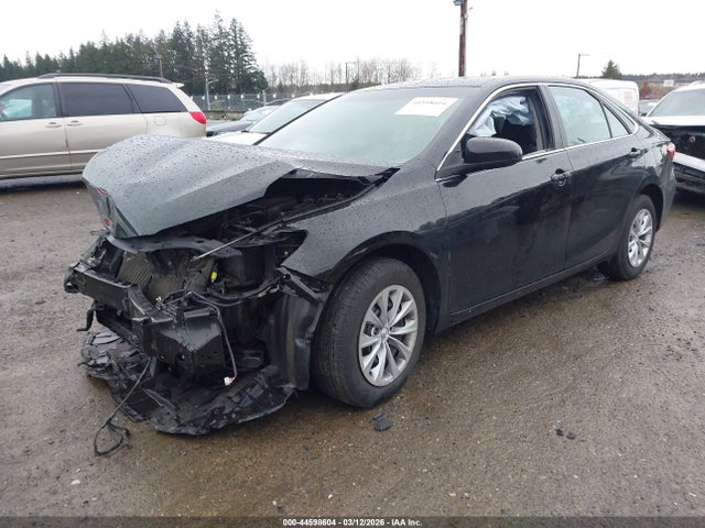 Toyota Camry Le