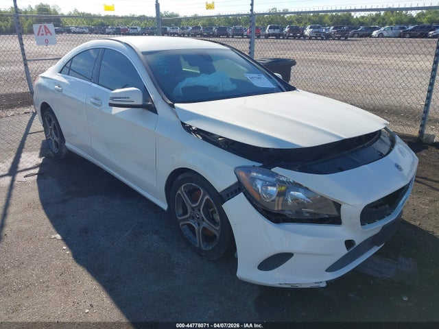 Salvage Mercedes-Benz Cla-class Image