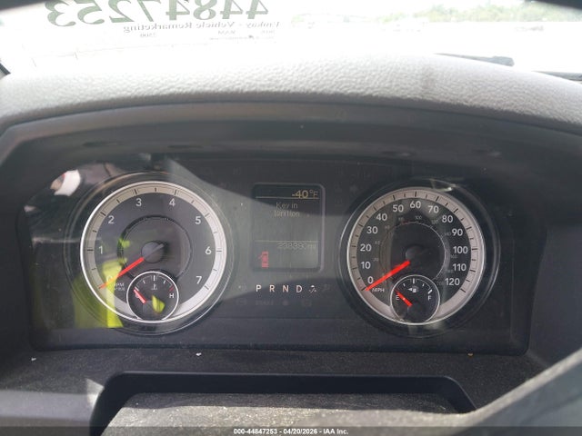 Ram 2500 Tradesman  4x2 8' Box