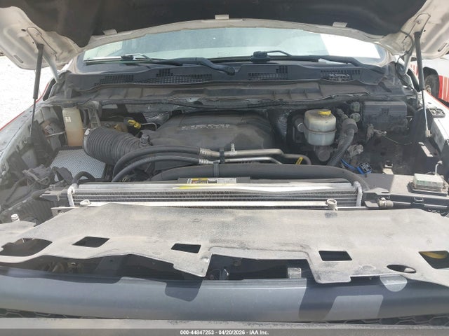 Ram 2500 Tradesman  4x2 8' Box