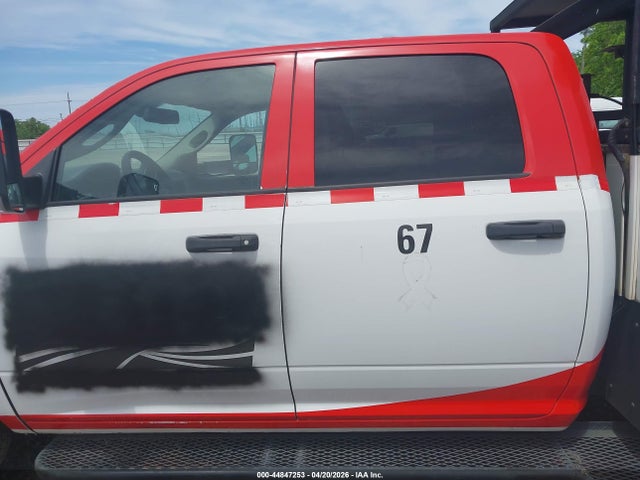 Ram 2500 Tradesman  4x2 8' Box