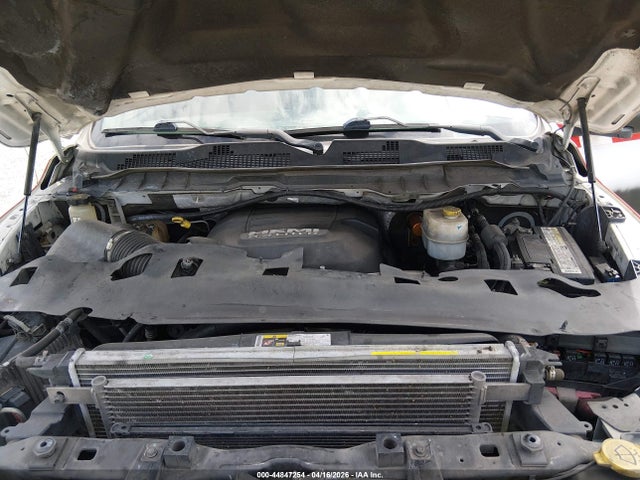 Ram 2500 Tradesman  4x2 8' Box