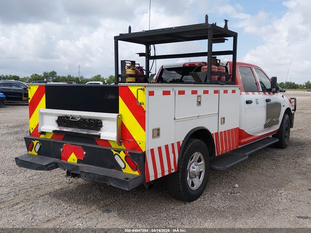 Ram 2500 Tradesman  4x2 8' Box