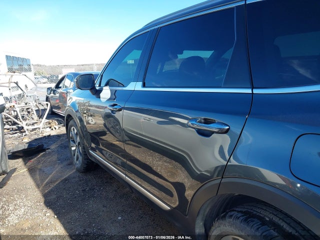 Kia Telluride S