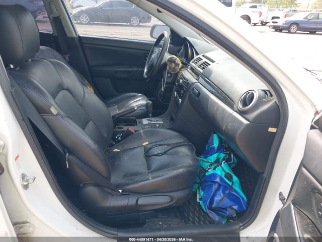 Mazda Mazda3 S Grand Touring