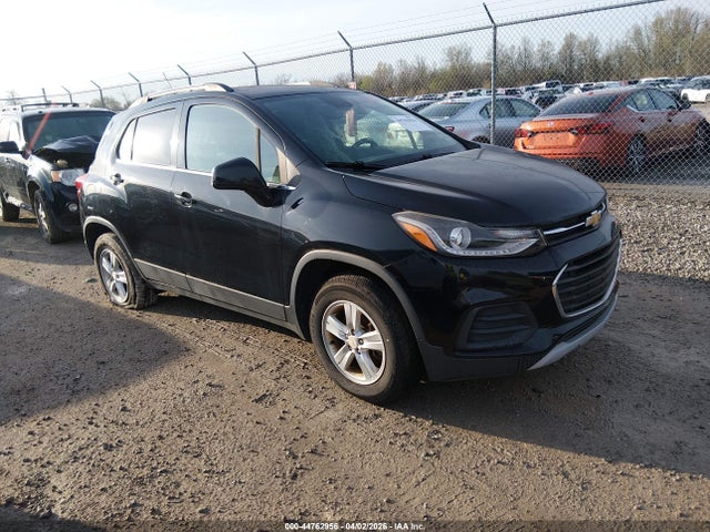 Salvage Chevrolet Trax Image