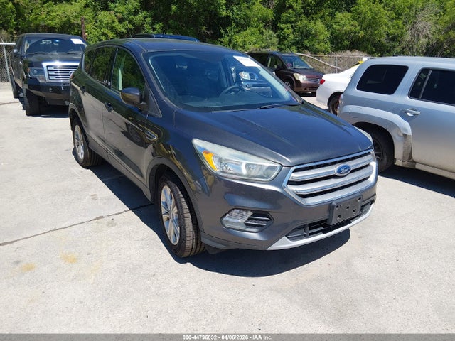 Salvage Ford Escape Image