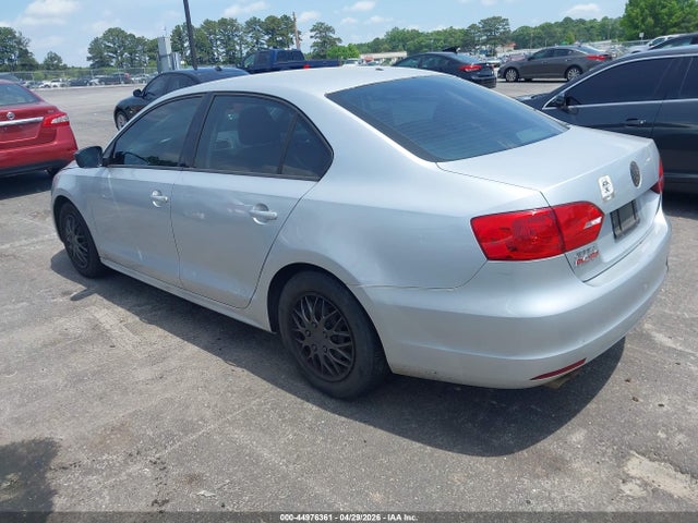 Volkswagen Jetta 2.0l S