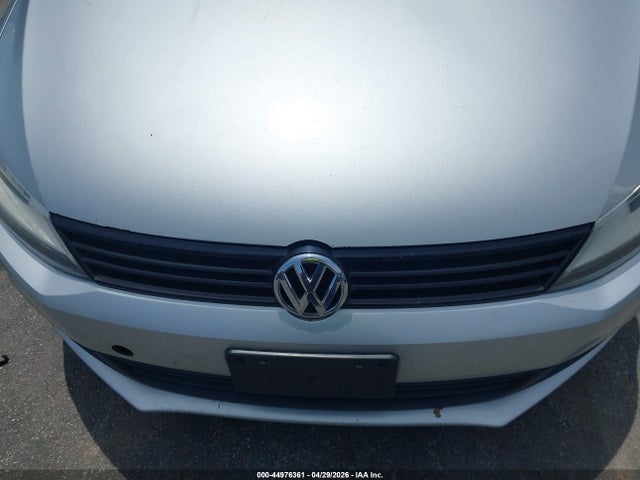 Volkswagen Jetta 2.0l S