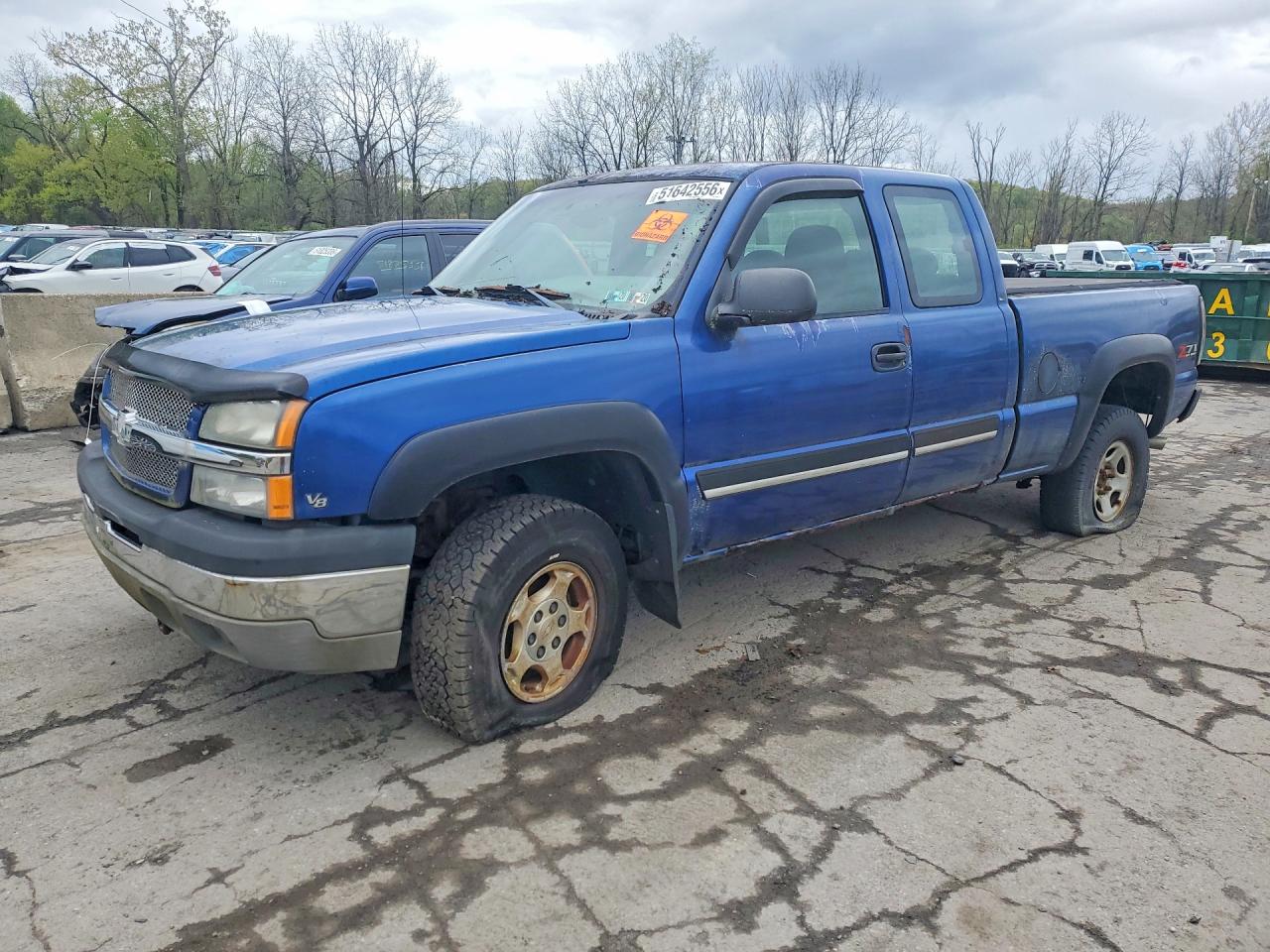 Salvage Chevrolet Silverado Image