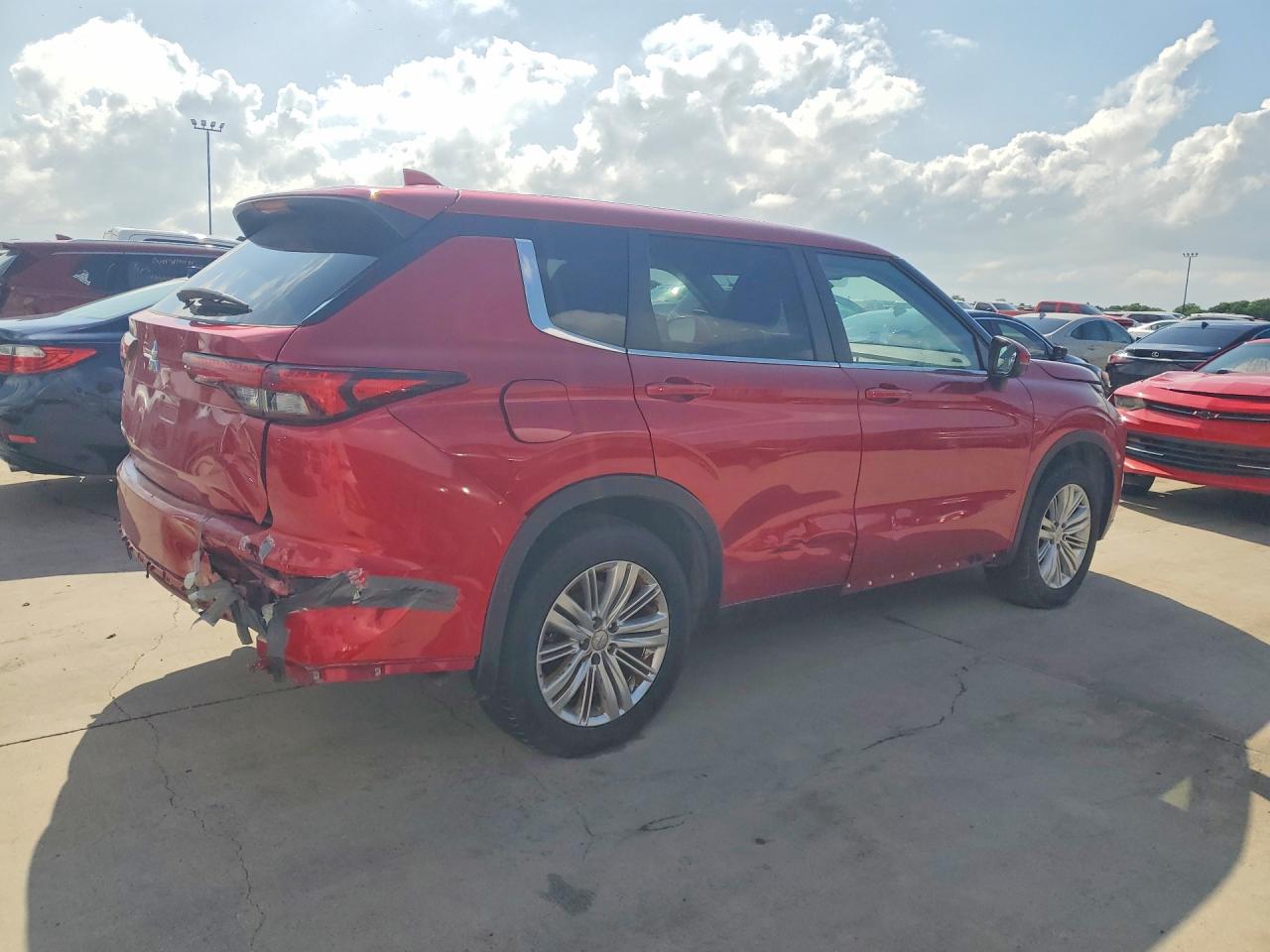 Mitsubishi Outlander Es