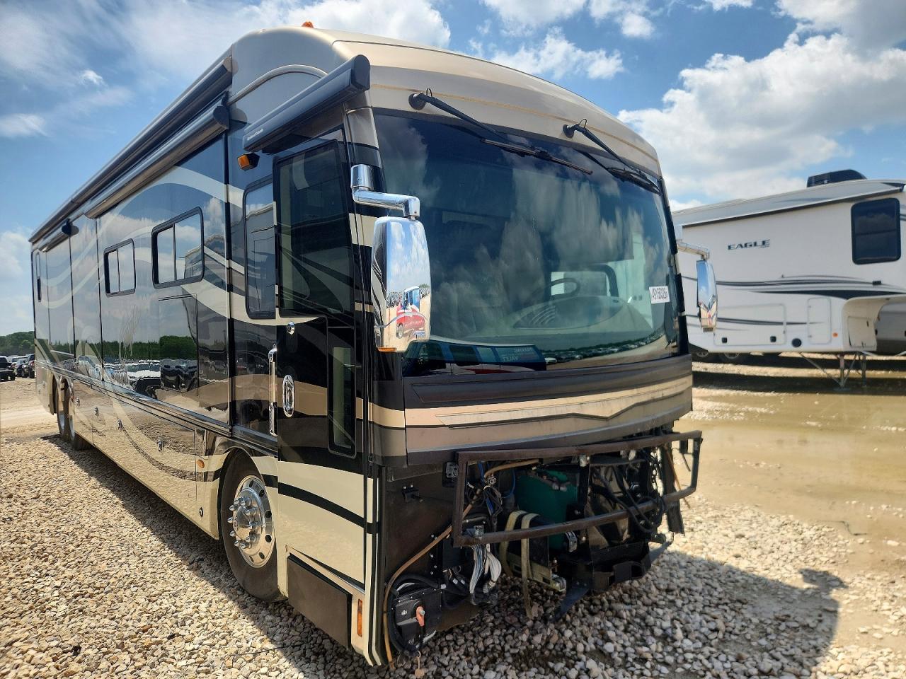 Salvage Spartan Motorhome Image